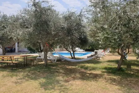 App Musoga 3, Maison de vacances confortable à Banjole avec piscine - Photo 23