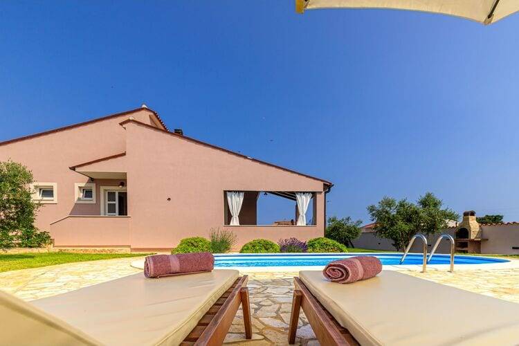 Villa Agri with large Garden and Pool near Pula, Location Gite à Marcana - Photo 4 / 40