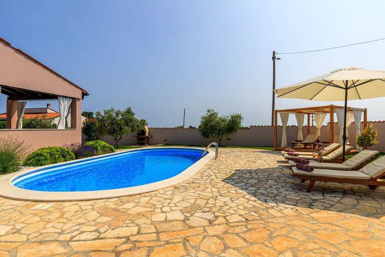 Villa Agri with large Garden and Pool near Pula, Location Gite à Marcana - Photo 6 / 40