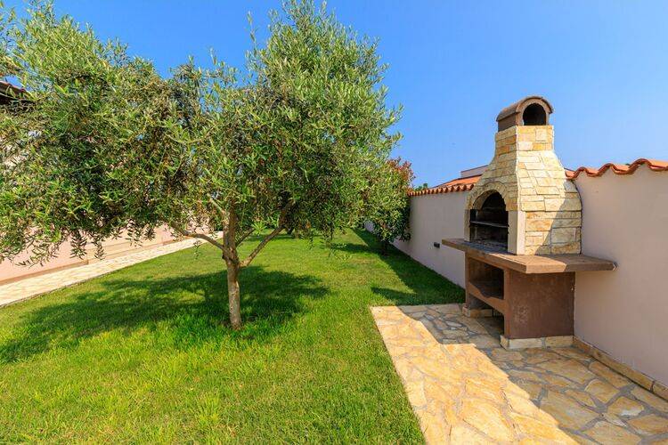 Villa Agri with large Garden and Pool near Pula, Location Gite à Marcana - Photo 13 / 40