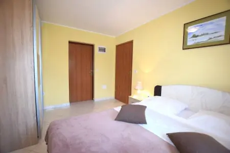 Apartment Angela 2, Charmante maison de vacances avec piscine à Zbandaj - Photo 11