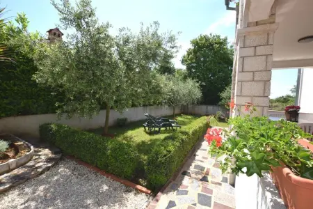 Apartment Angela 2, Charmante maison de vacances avec piscine à Zbandaj - Photo 20