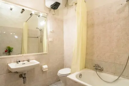 Casa La Ruota, Charmante ferme avec piscine à Bacchereto - Photo 22