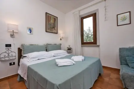 Sassetta Castagno, Spacieuse maison de vacances à Val Canina avec piscine - Photo 3