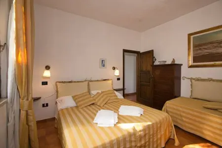 Sassetta Castagno, Spacieuse maison de vacances à Val Canina avec piscine - Photo 13