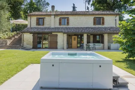 Villa Anna, Villa de campagne avec 2 tourbillons extérieurs et piscine chauffée - Photo 18