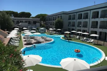 Appartement in Lido di Spina,Michelangelo Hotel & Family Resort - Alba IT-00015-36 N°534973