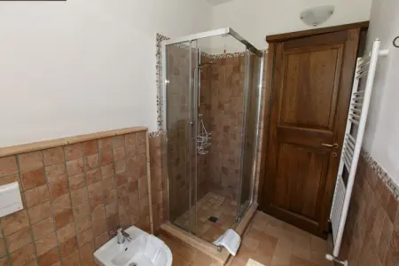 Villa Due Olive, Luxueuse villa avec piscine privée à Vasciano, Ombrie - Photo 21