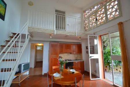 Lidia, Maison de vacances calme à Castagneto Carducci avec jardin - Photo 10