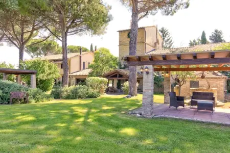 Allium, Ferme moderne à Marsciano avec piscine - Photo 6