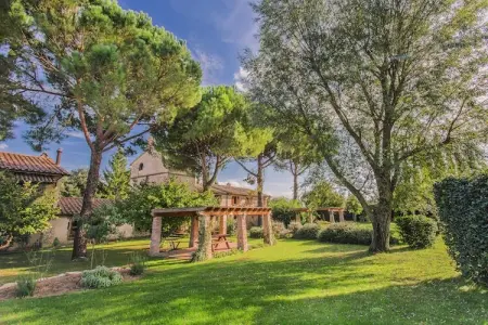 Allium, Ferme moderne à Marsciano avec piscine - Photo 36