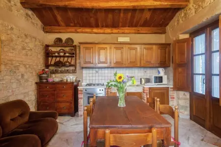 Agriturismo Valle Fiorita, Ferme luxueuse à Aulla avec piscine - Photo 3