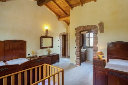 Agriturismo Valle Fiorita, Ferme luxueuse à Aulla avec piscine - Photo 10