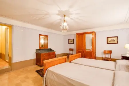 Castagno, Villa rustique avec piscine commune située à Sermugnano - Photo 17