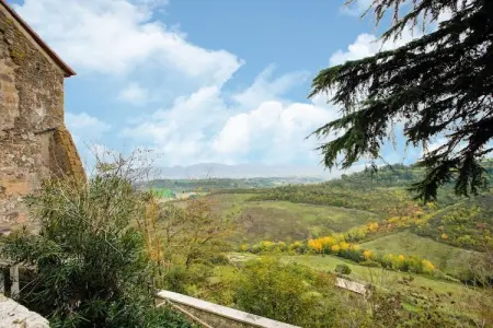 Castagno, Villa rustique avec piscine commune située à Sermugnano - Photo 22