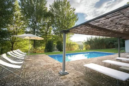 Il Belvedere, Magnifique villa avec piscine commune à Sermugnano - Photo 8