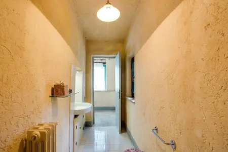 Il Belvedere, Magnifique villa avec piscine commune à Sermugnano - Photo 19