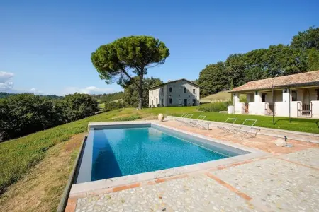 Villa Sparina, Vieille Villa à Sermugnano avec piscine à débordement - Photo 7