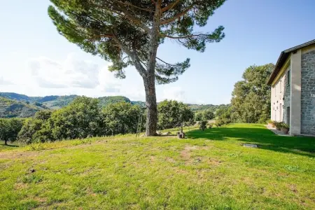Villa Sparina, Vieille Villa à Sermugnano avec piscine à débordement - Photo 24