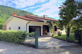 Pordenone, Villa in Travesio, Casa Travesio IT-01877-01 N°497263