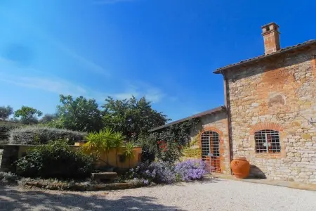 Villa Fiorella Dieci, Villa luxueuse avec piscine privée à San Venanzo - Photo 11