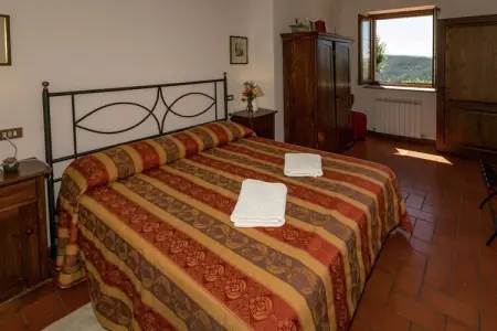 Zafferano, Ferme spacieuse avec piscine à Ficulle - Photo 22