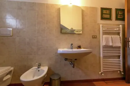 Zafferano, Ferme spacieuse avec piscine à Ficulle - Photo 26