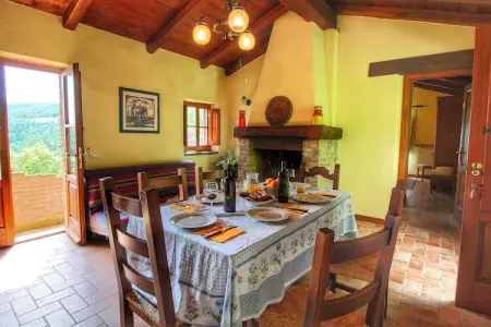 Vista, Ferme confortable avec jardin à Monte Santa Maria Tiberina - Photo 15