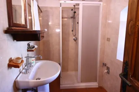 Torre Belvedere, Château médiéval avec piscine en forêt en Ombrie - Photo 19