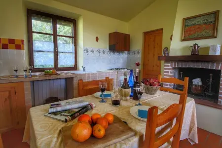 Club House, Mas cosy à Paciano avec piscine privée - Photo 12