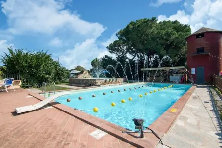 Cavaliere d'Italia, Grande ferme avec piscine à Castiglione del Lago - Photo 2
