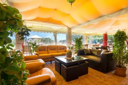 Cavaliere d'Italia, Grande ferme avec piscine à Castiglione del Lago - Photo 26