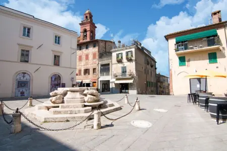 Cavaliere d'Italia, Grande ferme avec piscine à Castiglione del Lago - Photo 33