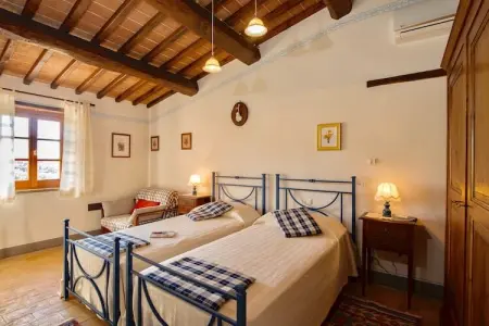 Pino, Maison agro-touristique en Ombrie avec terrasse privée - Photo 5