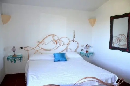 Villa Pitrizzina, Villa avec piscine, surplombant les eaux cristallines de la Costa Smeralda - Photo 4