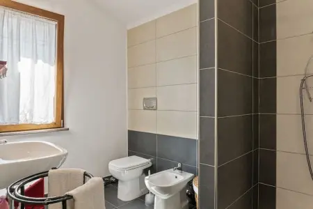 Casa Santa Giusta, Maison de vacances moderne près de la mer à Bosa, Sardaigne - Photo 18