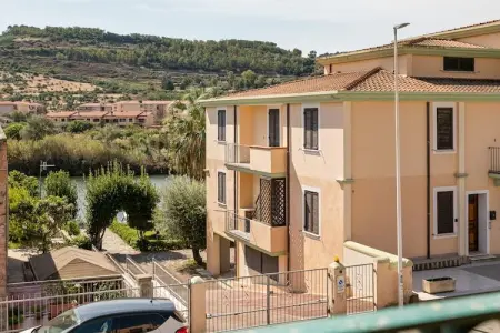 Casa Santa Giusta, Maison de vacances moderne près de la mer à Bosa, Sardaigne - Photo 23