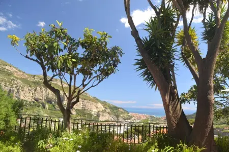 Casa Longo, Maison de vacances moderne avec vue sur la mer à Vintimille - Photo 20