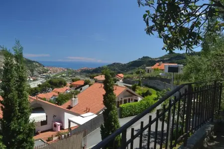Casa Longo, Maison de vacances moderne avec vue sur la mer à Vintimille - Photo 23