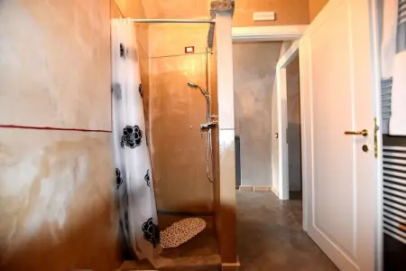 Casa dei Nonni, Demeure typique à Provaglio d'Iseo avec cour intérieure - Photo 21