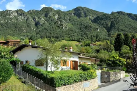 Casa Lucia Due, Maison moderne à Idro (Lombardie), située près du lac Idro - Photo 4