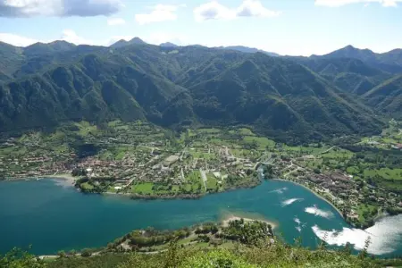 Casa Lucia Due, Maison moderne à Idro (Lombardie), située près du lac Idro - Photo 17