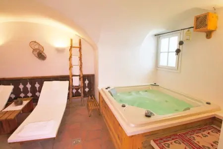 Alette, Magnifique gîte à Bellamonte avec jacuzzi - Photo 39