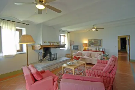 La Collinaccia, Vaste villa à Tredozio en Toscane avec vue panoramique - Photo 1