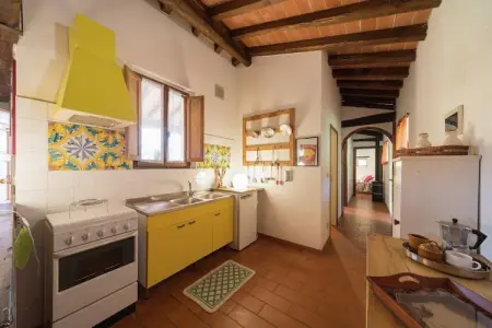 Partitoio Ovile, Maison de vacances paisible à San Marcello avec piscine et terrasse - Photo 2