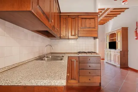 La Casa dei Due Olivi, Ferme rustique à San Baronto avec piscine - Photo 4