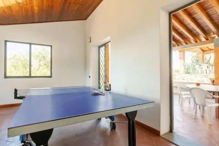 La Casa dei Due Olivi, Ferme rustique à San Baronto avec piscine - Photo 5