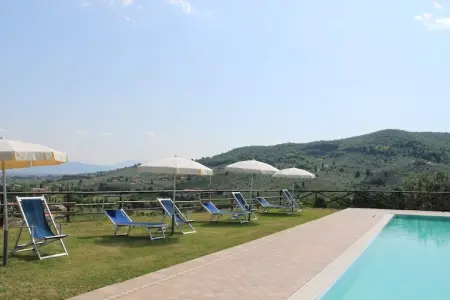 La Casa dei Due Olivi, Ferme rustique à San Baronto avec piscine - Photo 30