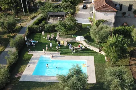 Villa dei Tarocchi, Maison de vacances spacieuse avec piscine située à Pistoia - Photo 8