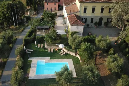 Villa dei Tarocchi, Maison de vacances spacieuse avec piscine située à Pistoia - Photo 9